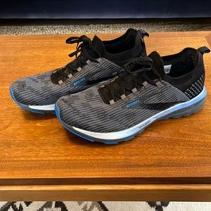 Brook’s Ricochet 2 Running Shoe (10.5)